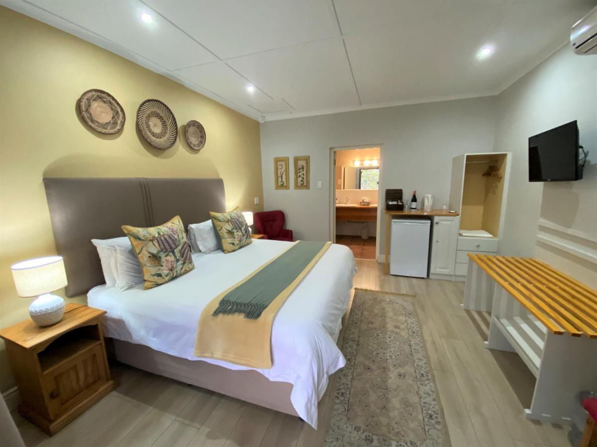 88 Baron Van Reede Guesthouse Oudtshoorn Dış mekan fotoğraf