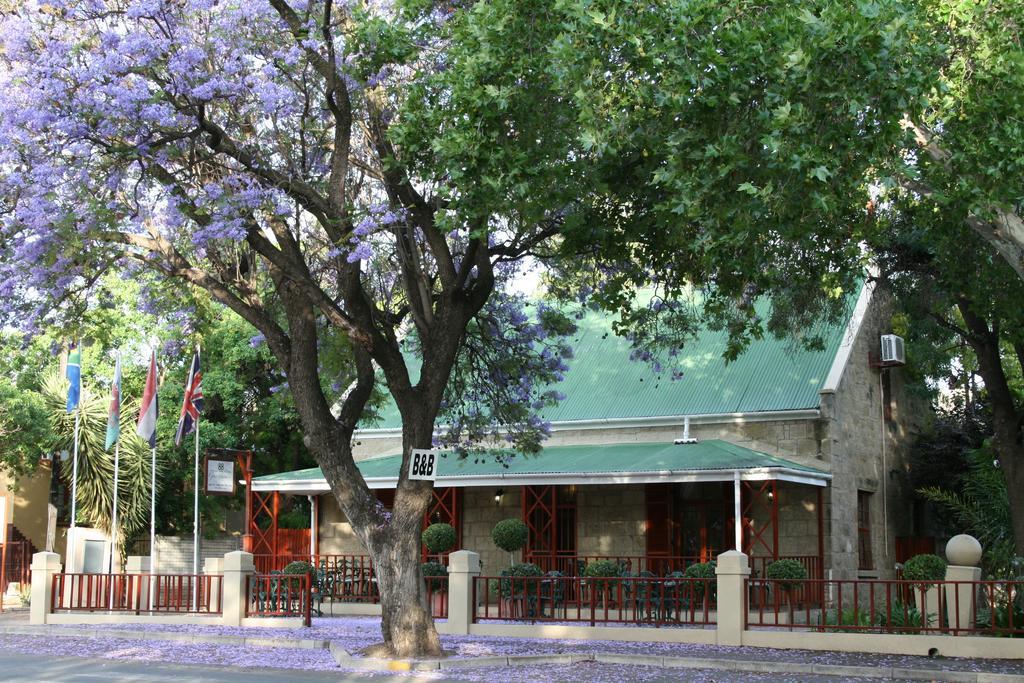 88 Baron Van Reede Guesthouse Oudtshoorn Dış mekan fotoğraf